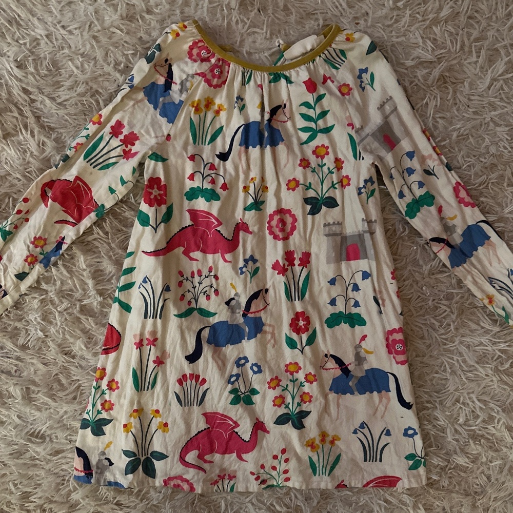 Mini Biden Girls Castle Dragon Horse Flowers Dress Size 6-7 Years